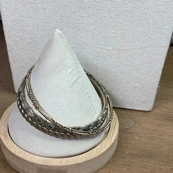 Gold Bangle Set - Various Styles and One with Rhinestones. - Vintage - Picture 4 of 5